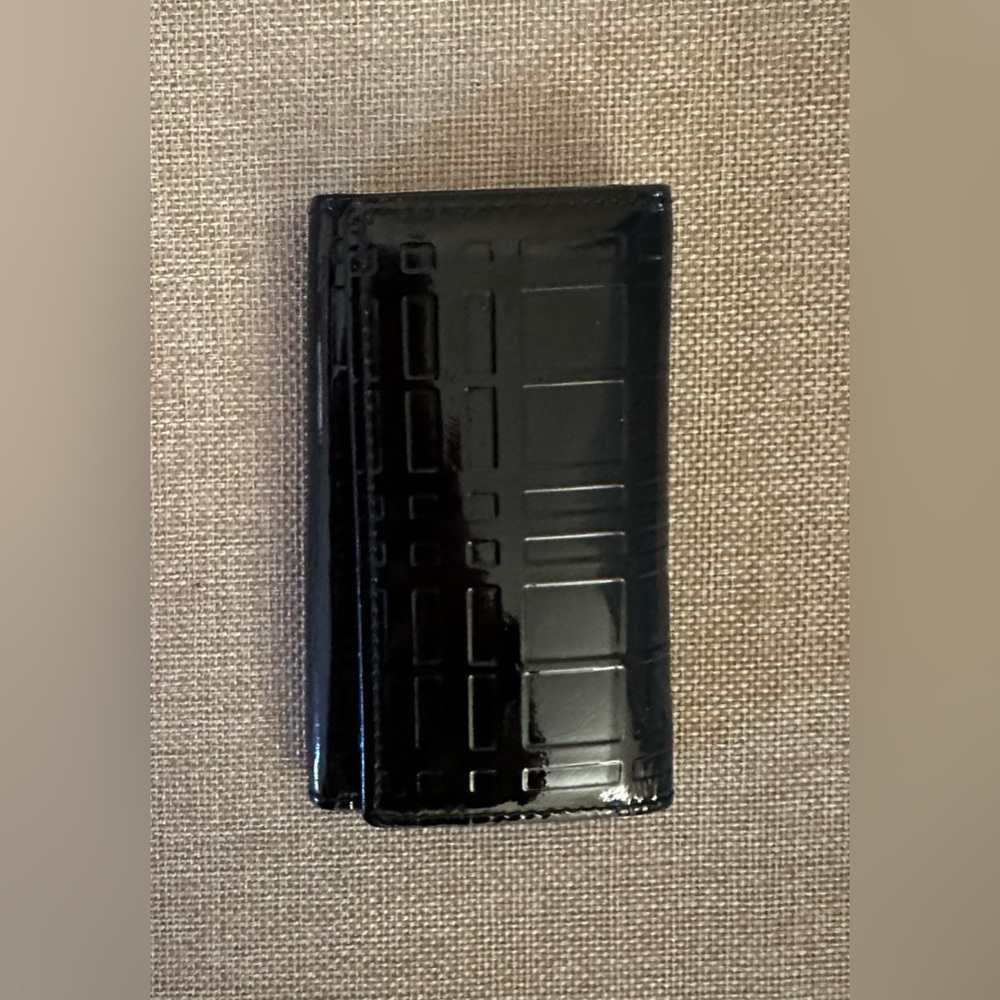 Burberry black patent leather nova embossed key holder